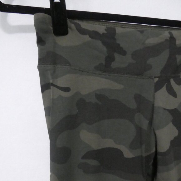 TNA | small | Camouflage Patterned Stylish Leggings | NWOT - Picture 3 of 16